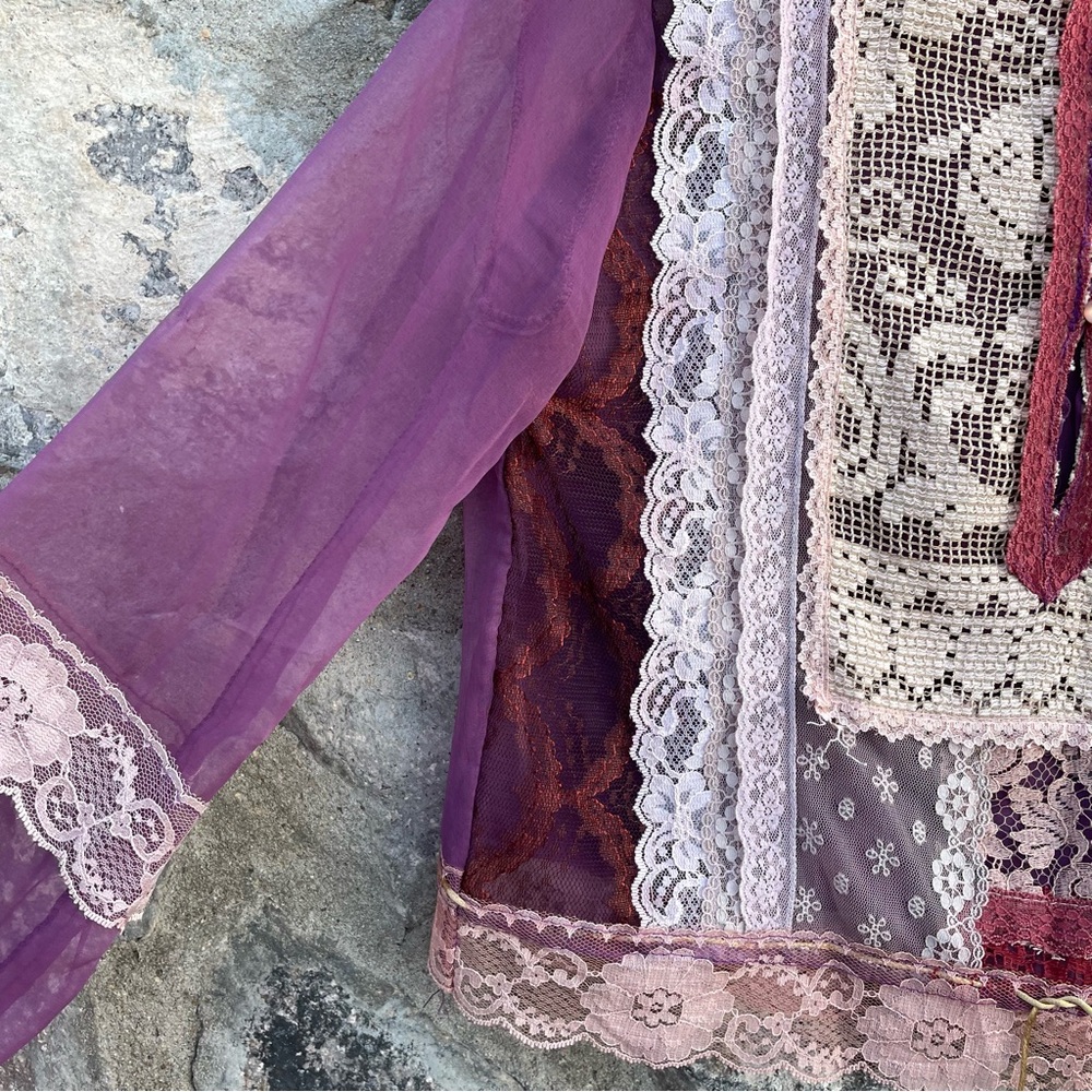 Lorrie Kabala | Vintage Elegant Pink Purple Sheer Lace Long-Sleeve Tunic Blouse - Picture 7 of 13